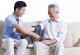 今年第20个全国高血压日　你知道老爸老妈的血压吗？